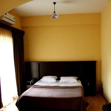 Avenue Hotel Tbilisi ภายนอก รูปภาพ