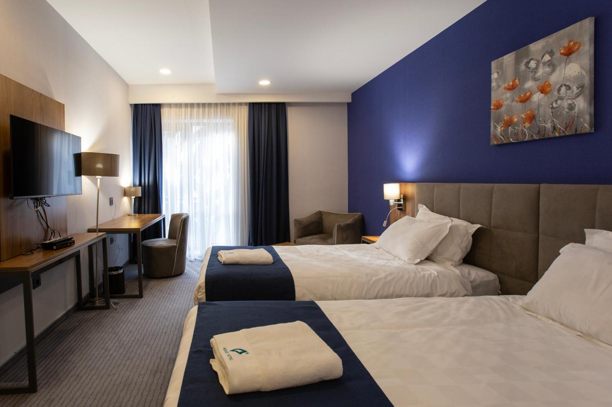 Avenue Hotel Tbilisi ภายนอก รูปภาพ