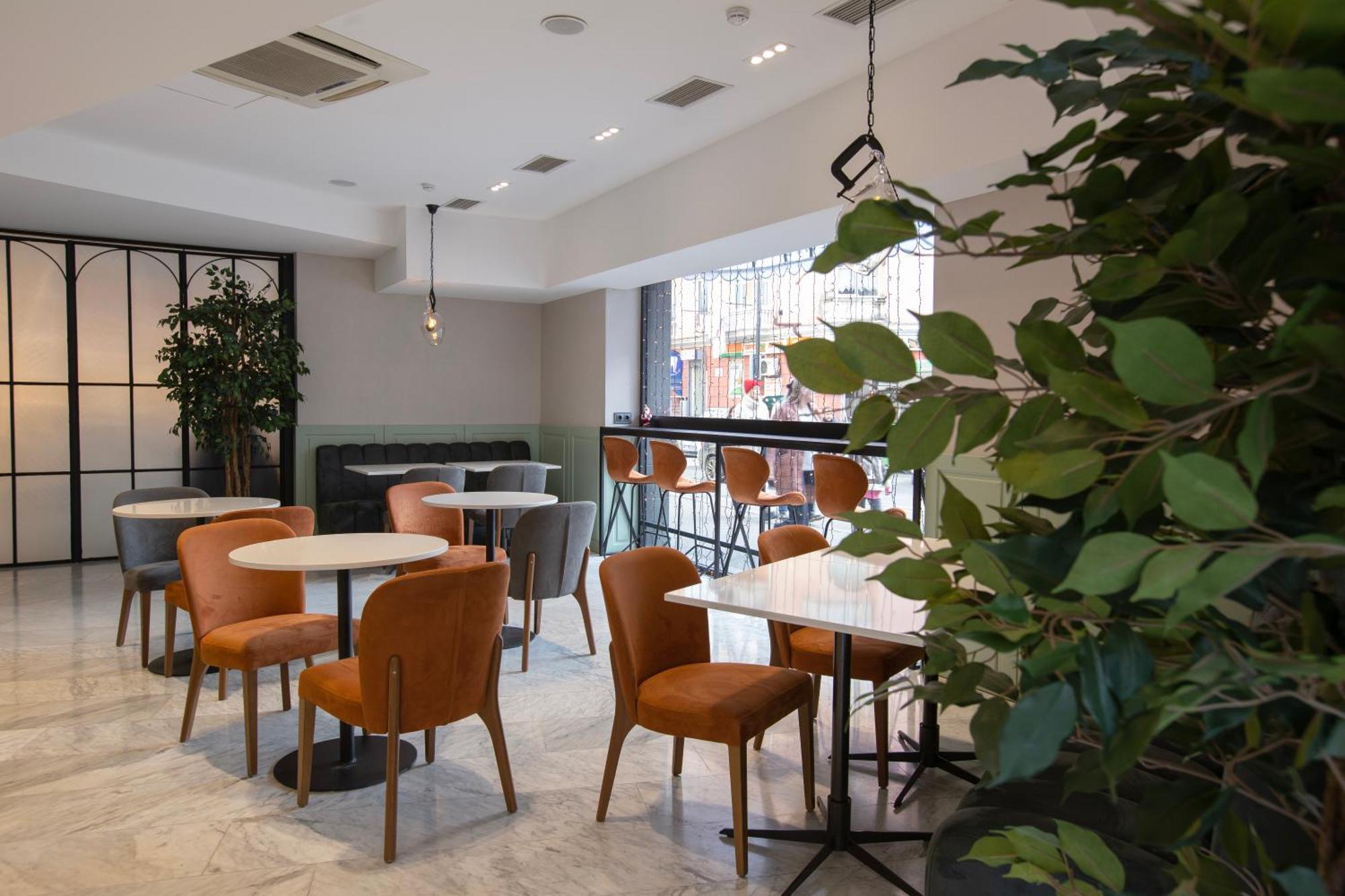 Avenue Hotel Tbilisi ภายนอก รูปภาพ