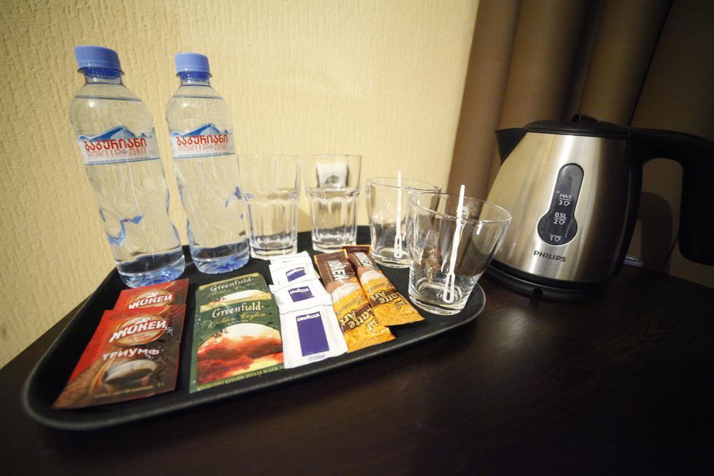 Avenue Hotel Tbilisi ภายนอก รูปภาพ