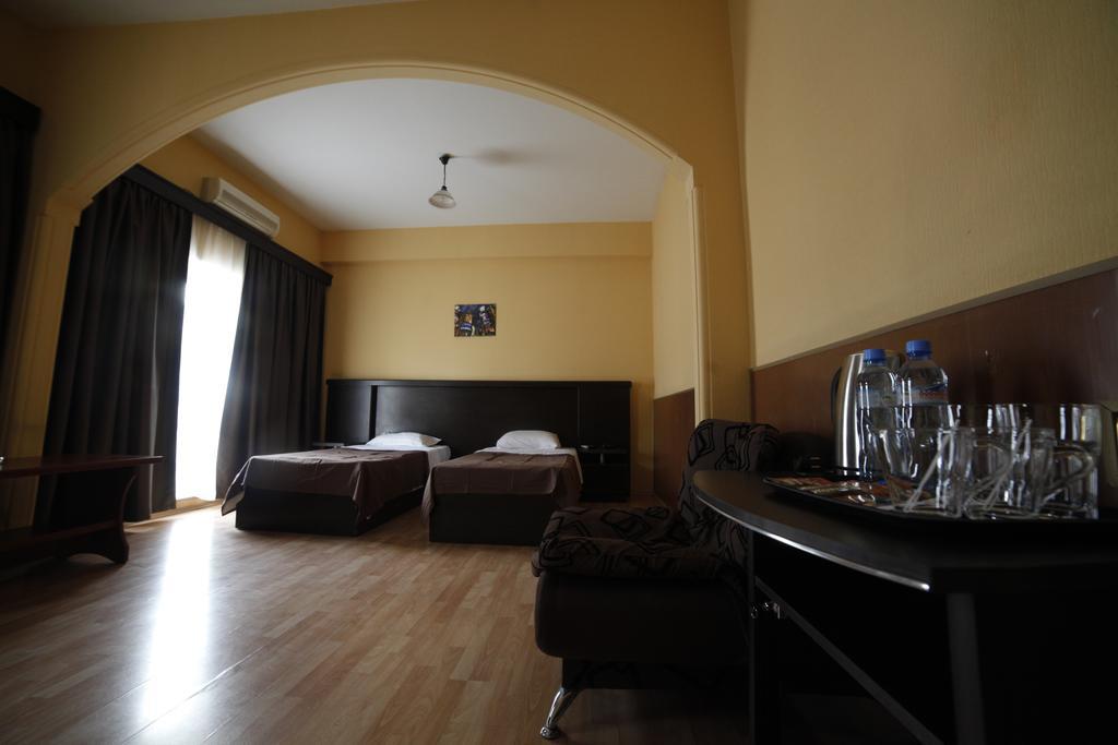 Avenue Hotel Tbilisi ห้อง รูปภาพ